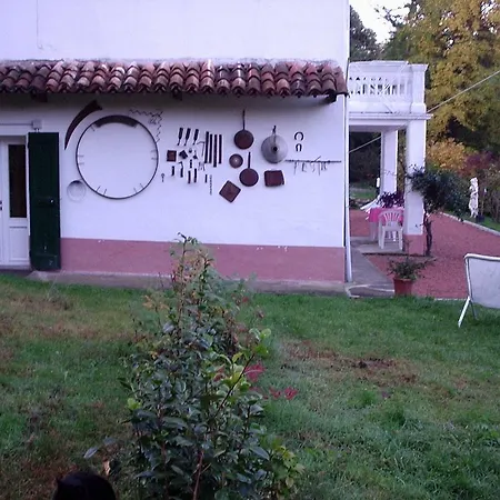 A Casa Di Ernestina Bed & Breakfast *