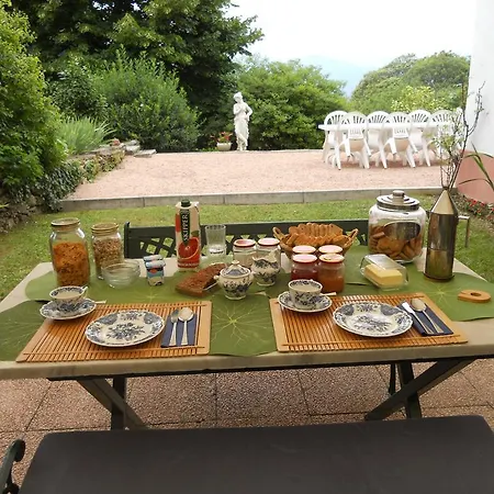A Casa Di Ernestina Bed & Breakfast Ameno