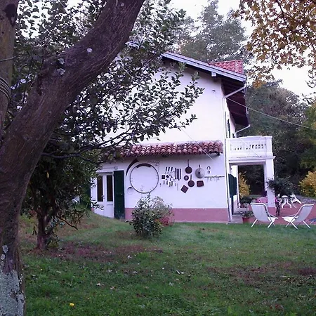 A Casa Di Ernestina Frühstückspension *